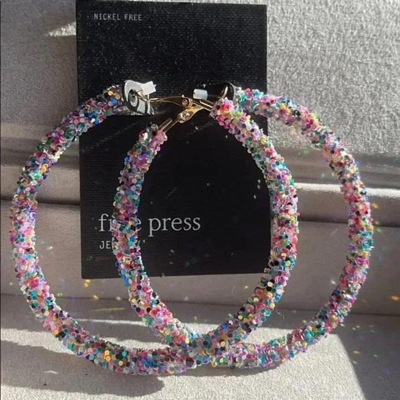 Free Press Multicolor Hoops - Picture 2 of 7